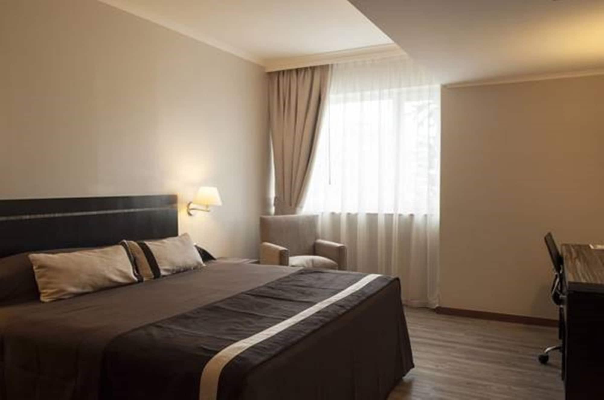Hotel Diego De Almagro Providencia Сантяго Екстериор снимка
