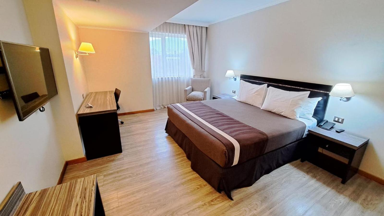 Hotel Diego De Almagro Providencia Сантяго Екстериор снимка